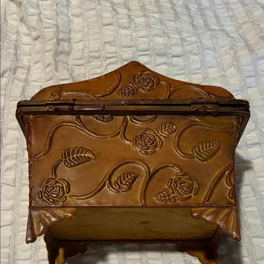 Vintage Look Brown Decorative Box